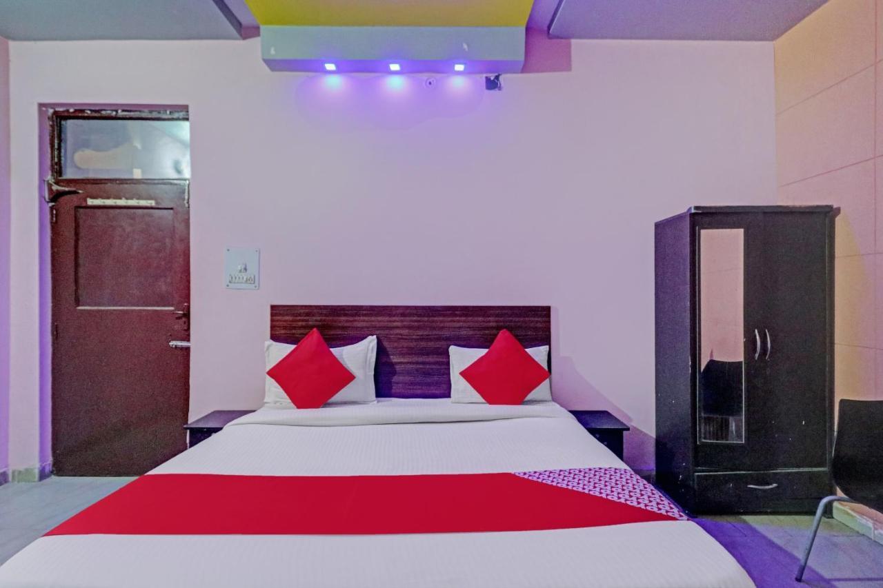 Hotel O Rj Villa Indirapuram Екстер'єр фото